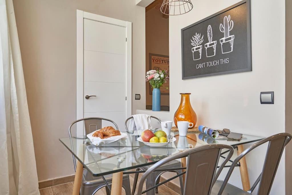 Bebarceloner Sants Apartments - 2 Bedrooms Экстерьер фото