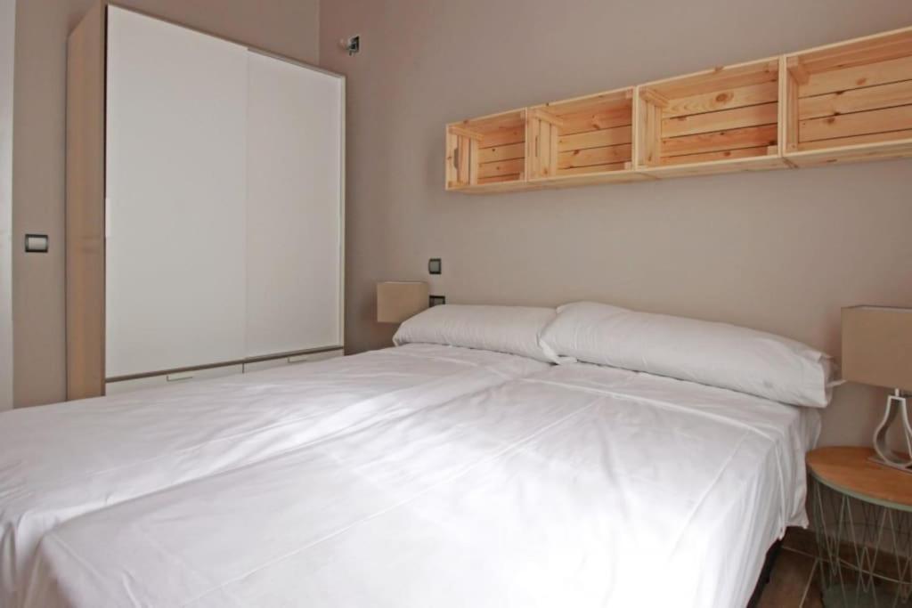 Bebarceloner Sants Apartments - 2 Bedrooms Экстерьер фото